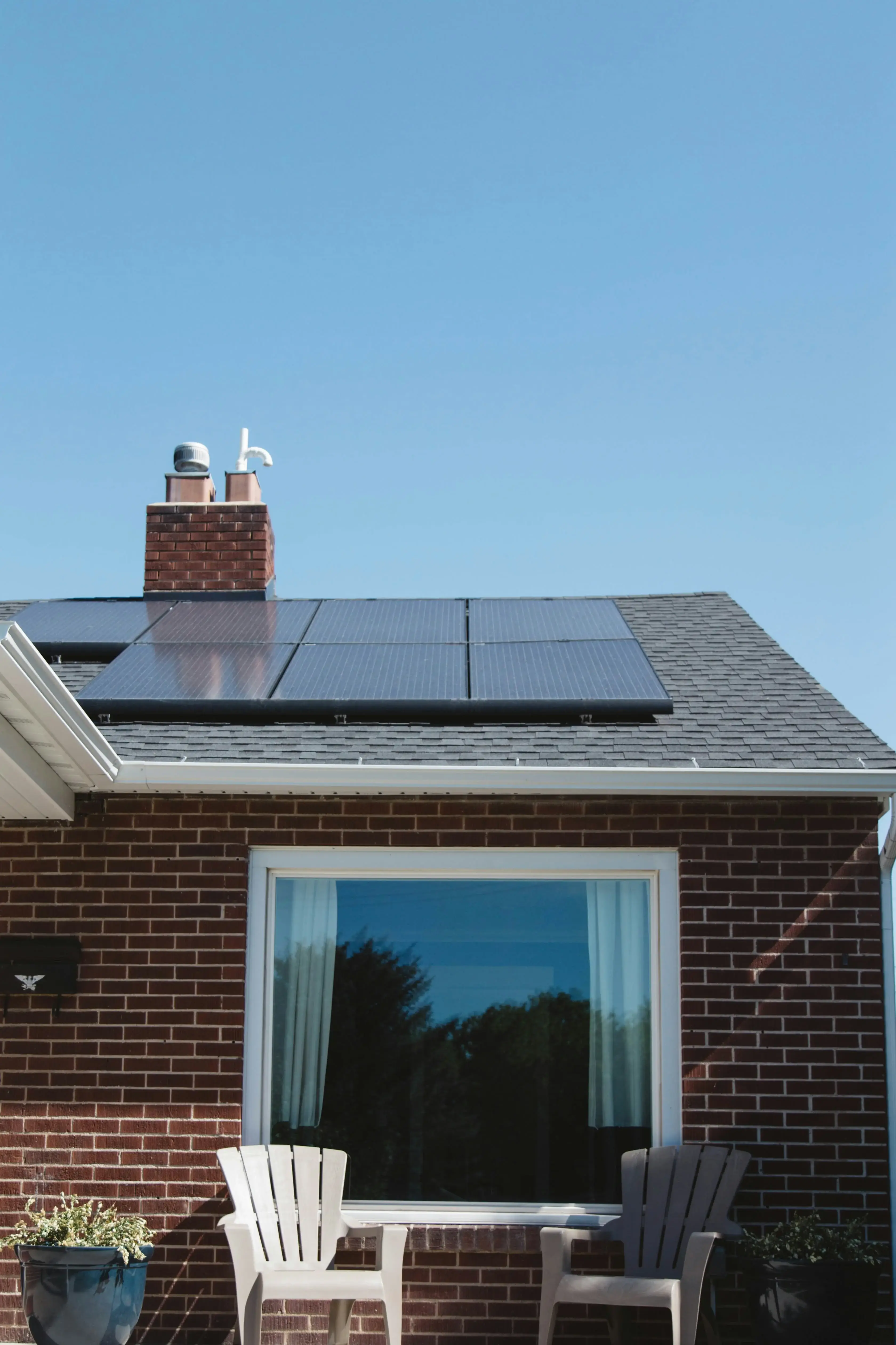 Home powered by rooftop solar